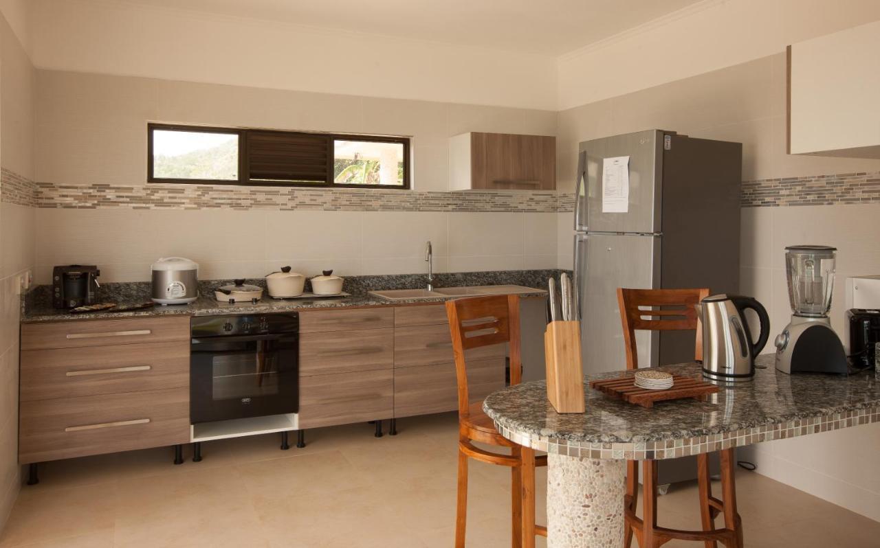 Le Duc Hillview Villas Anse Volbert Village (Praslin) Exterior photo